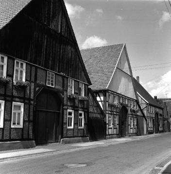 Schmucke Ackerbürgerhäuser in Backstein-Fachwerk, Löwendorf
