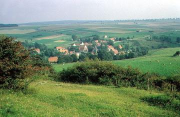 Das Dorf Iggenhausen auf der Hochfläche