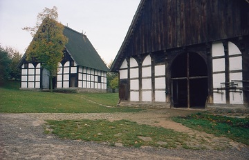 LWL-Freilichtmuseum Detmold, Lippischer Meierhof: Leibzucht von 1619 und Haupthaus von 1570