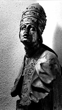 Papst Sixtus II., Holzfigur (18. Jh.) in der Stiftskirche St. Felicitas