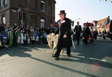 Einzug der Stars: "Ziegenbocksmontag" in Münster-Wolbeck, traditioneller Karnevalsumzug mit Ziegenböcken in der Woche vor Rosenmontag