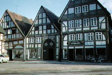 Alte Fachwerkhäuser mit Ladengeschäften, Lange Str.