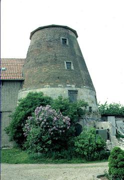 Turm der ehemaligen Windmühle in Minden-Meißen, Baujahr 1869