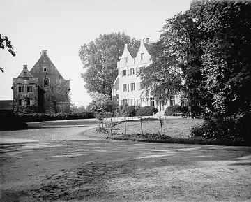 Wasserschloss Haus Ermelinghof, erstsmals urkundlich erwähnt 1350, Aufnahme um 1930?