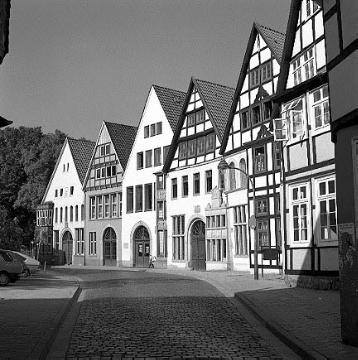 Ritterstraße 23-33: Häuserzeile, die das Mindener Museum für Geschichte beherbergt; die Nr. 23 und 25 aus dem 16. Jahrhundert