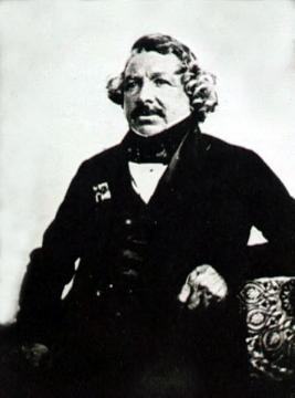 Louis Jacques Mandé Daguerre, französischer Maler und Erfinder des ersten vermarktbaren fotografischen Verfahrens, der Daguerreotypie, geb. 18. November 1787 in Cormeilles-en-Parisis, gest. 10. Juli 1851 in Petit-Bry-sur-Marne