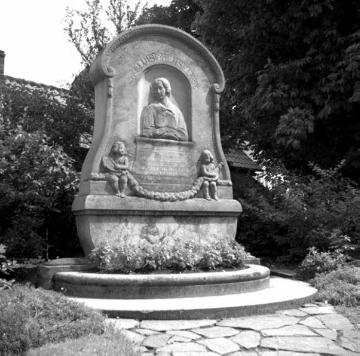 Denkmal der Dichterin Luise Hensel