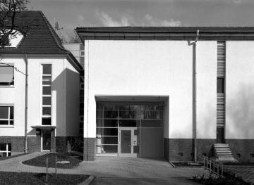 Westfälisches Archivamt, Jahnstraße 26: Gebäudeeingänge zum Büro- und Archivtrakt