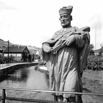 Statue des Hl. Nepomuk in Beringhausen