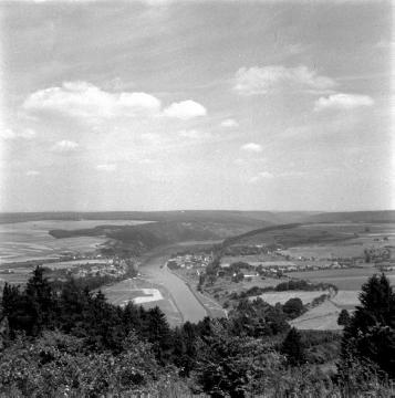 Blick vom Rotsberg bei Herstelle in das Weserbergland