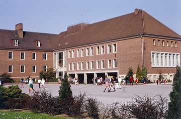 Greven, 1971: Gymnasium Augustinianum, gegründet 1861