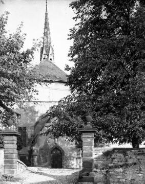 Partie am ehem. Dominikanerkloster (1281-1824) in der Oberen Altstadt, um 1944?