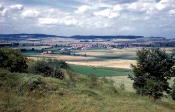 Blick vom Heinberg in die Warburger Börde bei  Ossendorf