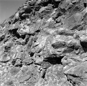 Zeugnis des tertiären Vulkanismus: Basaltkuppe "Hüssenberg" bei Eissen (Naturdenkmal)