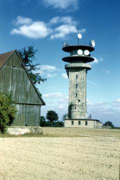 Der Longinusturm, 30 m hoher Aussichtsturm aus Sandstein, errichtet 1897 auf dem 187 m hohen Westerberg (Baumberge), um 1950 für Fernmeldezwecke aufgestockt
