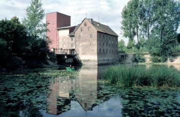 Münster-Handorf: Die Hovestadtmühle ("Sudmühle") am Werseurfer 1965, urkundlich nachgewiesen seit dem 12. Jahrhundert