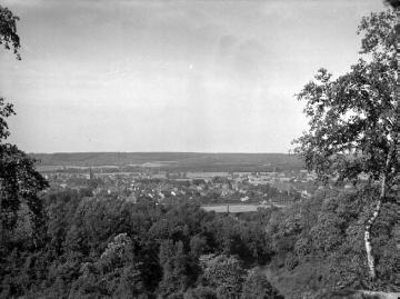 Blick auf die Stadt und den Teutoburger Wald