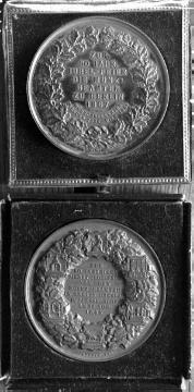 Gedenkmünzen (Rückseite) zu Ehren von Heinr. Christian Kandelhardt (Erster Münzdirektor), geb. am 4.2.1799 zu Westerkappeln, und Christ. Friedr. Goedeking (Preussischer General), geb. am 10.09.1770 zu Westerkappeln
