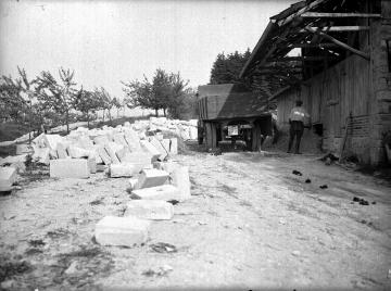 Baumberger Sandstein: Abbaubetrieb in einem Steinbruch bei Havixbeck um 1940