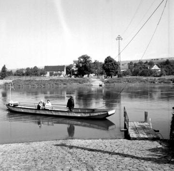 Seilfährboot auf der Weserfurt bei Herstelle