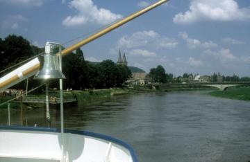 Die Weser mit Blick auf die Altstadt Höhe Weserbrücke
