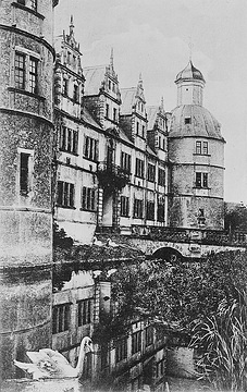 Schloss  Neuhaus, Nordseite: Ehemaliges bischöfliches Residenzschloss, Renaissance