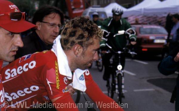 10_7711 Giro d`Italia am 12. Mai 2002 in Münster
