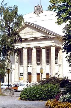 Landestheater Detmold um 1970 (Lippisches Landestheater), erbaut 1914/1915 nach dem Vorbild des klassizistischen Vorgängerbaus von 1825