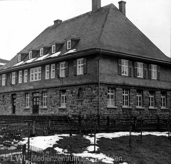 10_7764 Dorfschulen im östlichen Hochsauerlandkreis