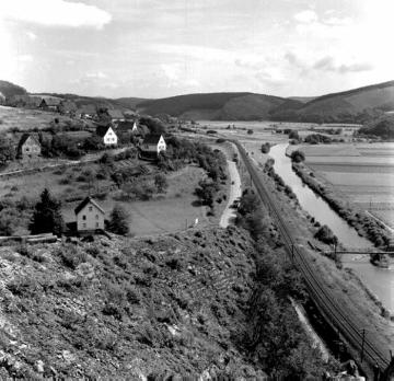 Das Biggetal am Erbscheid mit Blick auf Listernohl, geflutet mit dem Einstau des Biggesees im Jahre 1965