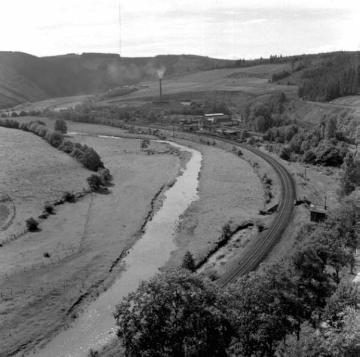 Blick von Osten in das Biggetal bei Bruchwalze Nähe Erbscheid - ab 1965 Staubereich des Biggesees