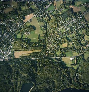 Herdecke-Ahlenberg, -Wittbräucke, im Süden das Speicherbecken Nähe Hengsteysee, Verlauf der B54 von West nach Ost