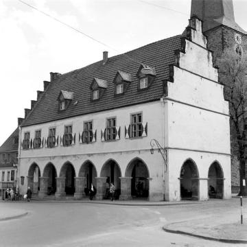 Altes Rathaus Schwerte, spätgotischer Bau von 1547, seit 1933 Sitz des Ruhrtal-Museums                            