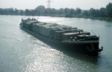 Frachtschiff "Alexander" auf dem Dortmund-Ems-Kanal bei Riesenbeck