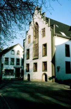 Gotisches Rathaus, erbaut um 1500, rückwärtige Ansicht