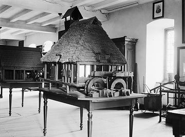Modell einer Drahtrolle im Museum Altena