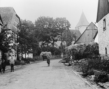 Allendorf: Ortsbild mit St. Antonius-Kirche, undatiert, um 1920?