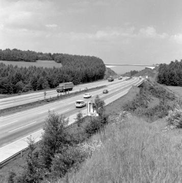 Die Autobahn A1 (Hansalinie) bei Leeden Höhe Smandfordebrücke
