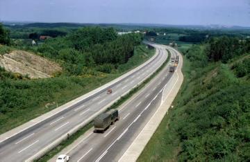 Die Autobahn A1 (Hansalinie) bei Leeden