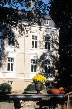 Villa Friedrichshorst, 1899 errichtete Direktorenresidenz der Zementwerke Wicking-Portland, heute Privatbesitz Familie Fischer