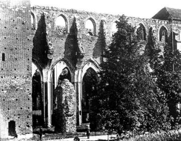 Die Hanse: Die Ruine des gotischen Doms der Stadt Dorpat (Tartu, Estland), einer mittelalterlichen Handelsstadt