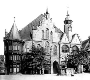 Die Hanse: Das Rathaus von Hildesheim, im Kern 13. Jahrhundert; die Stadt war seit 1367 Mitglied der Hanse