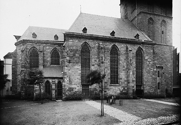 St. Petri-Kirche mit Kirchplatz, gotische Hallenkirche, erbaut 1320-1396 durch die Dortmunder Zünfte