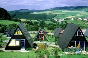 Schwedenhäuser in einem Feriendorf bei Oberhundem