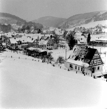 Das winterliche Oberkirchen im Hochsauerland 