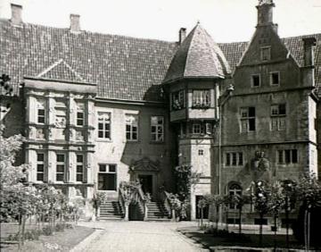 Schloss Steinfurt: Hofseitige Partie der Hauptburg, um 1940?