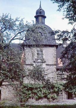 Partie der Vorburg des ehem. Barockschlosses Haus Rodenberg, erbaut 1698, Hauptgebäude zerstört um 1810
