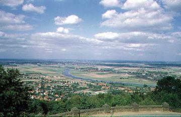 Blick vom Kaiser-Wilhelm-Denkmal nach Norden auf Barkhausen und Neu-Lerbeck in Richtung Minden