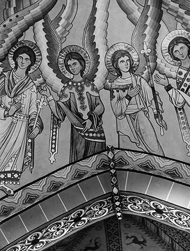St. Maria zur Höhe, Hauptchor: Engelreigen, restaurierte Gewölbemalerei (um 1240), Aufnahmedatum der Fotografie ca. 1913.
