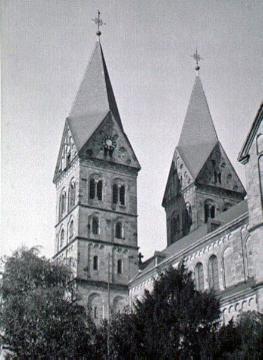 Kath. Pfarrkirche St. Anna, errichtet 1896-1900 von Wilhelm Rincklake